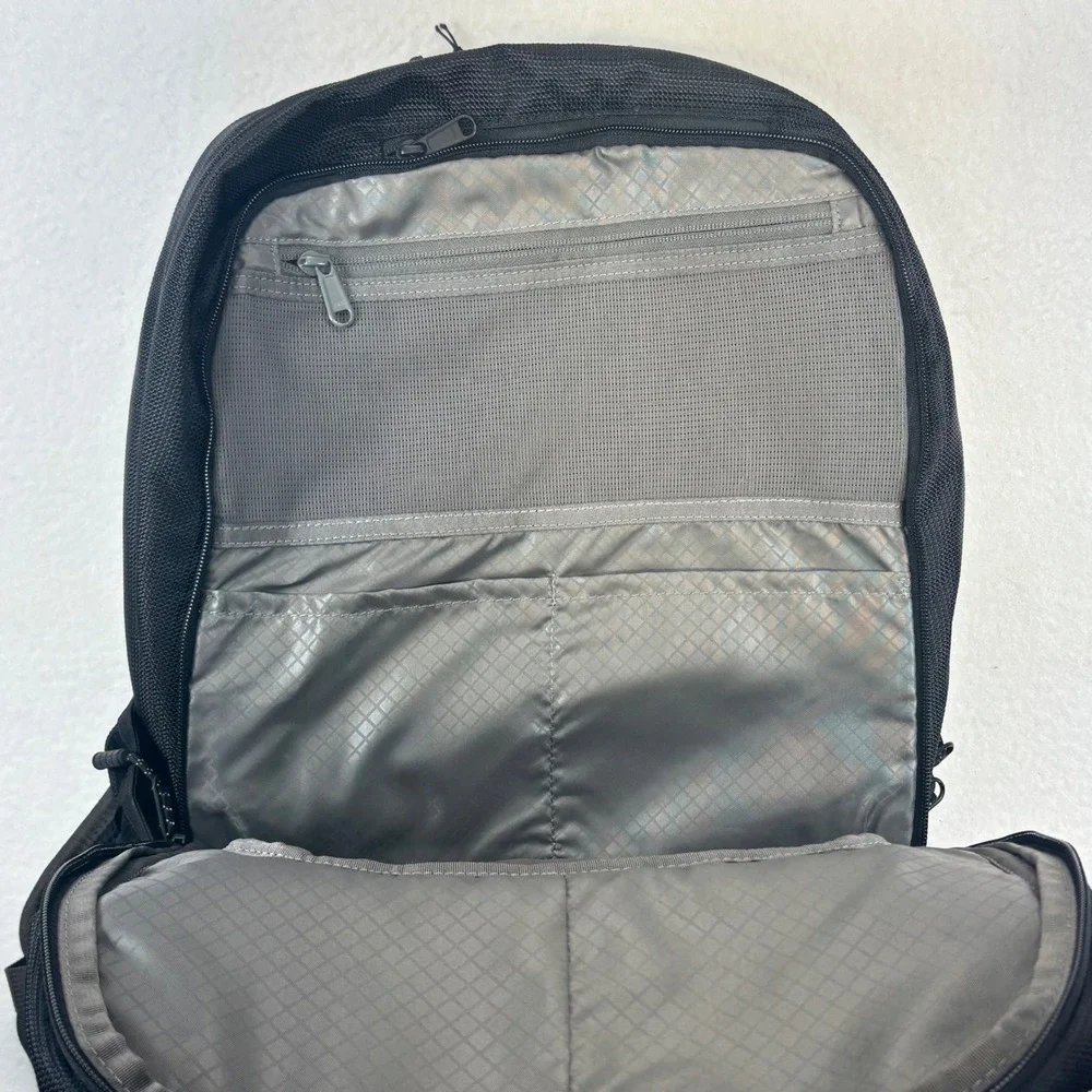 NWT Timbuk2 Laptop Backpack Uptown Black Tech Commuter Bag Versatile Spacious